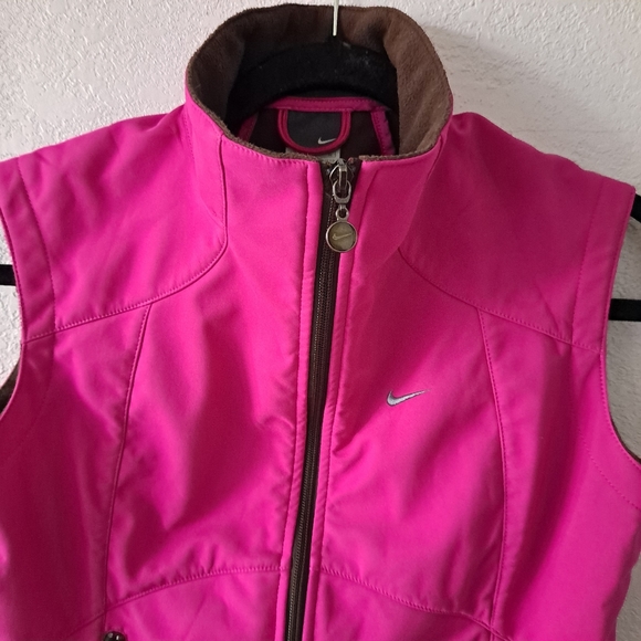 Magenta Nike Vest - Picture 2 of 7